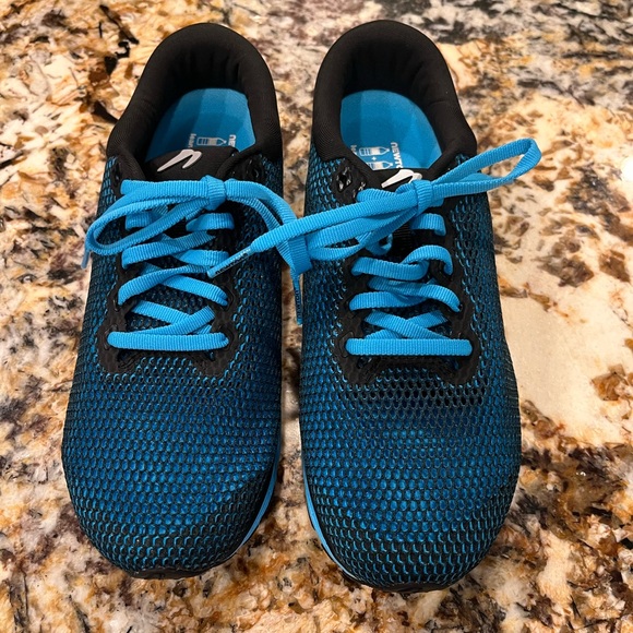 Newton running unisex Catalyst Blue sneakers M6 W7.5 - Picture 2 of 8